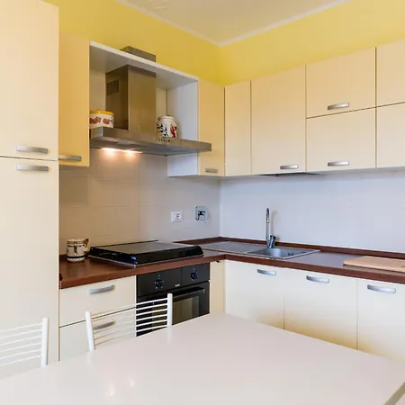 Apartment Casa Rita By Interhome
